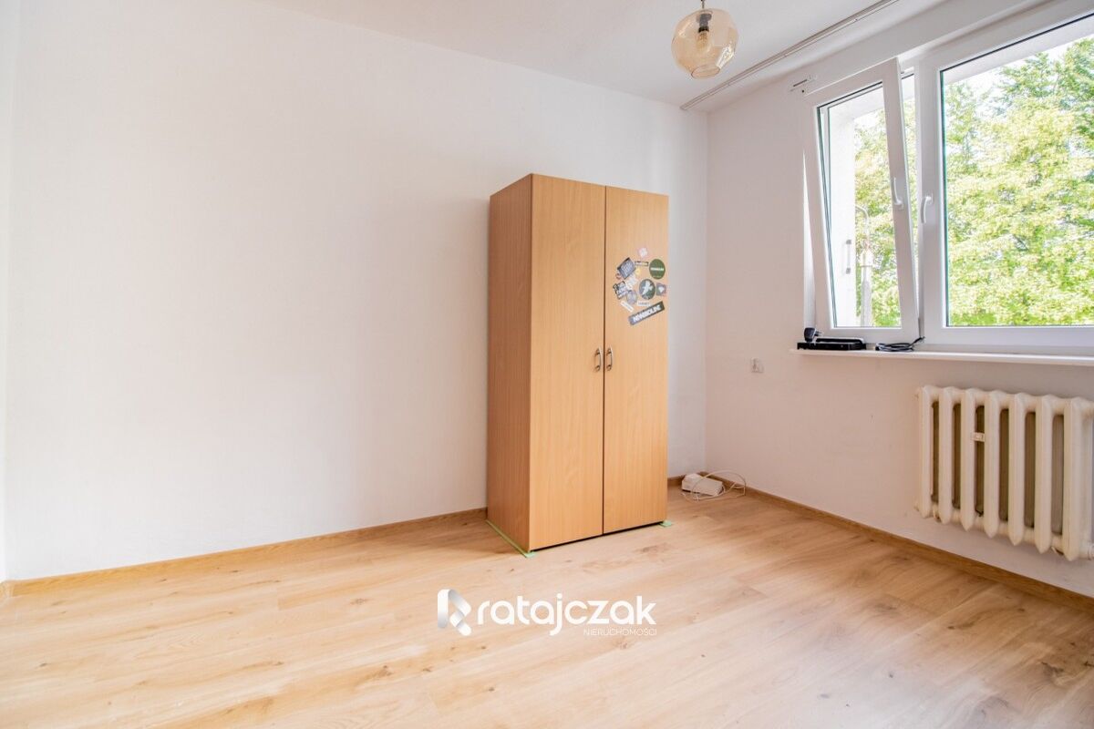Cicha i spokojna okolica. Dobra komunikacjaGdynia