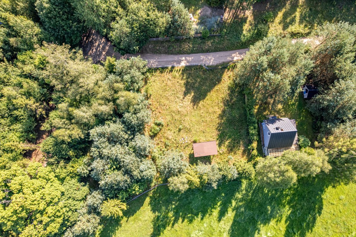 Działka w spokojnym zielonym otoczeniu SzymbarkSzymbark