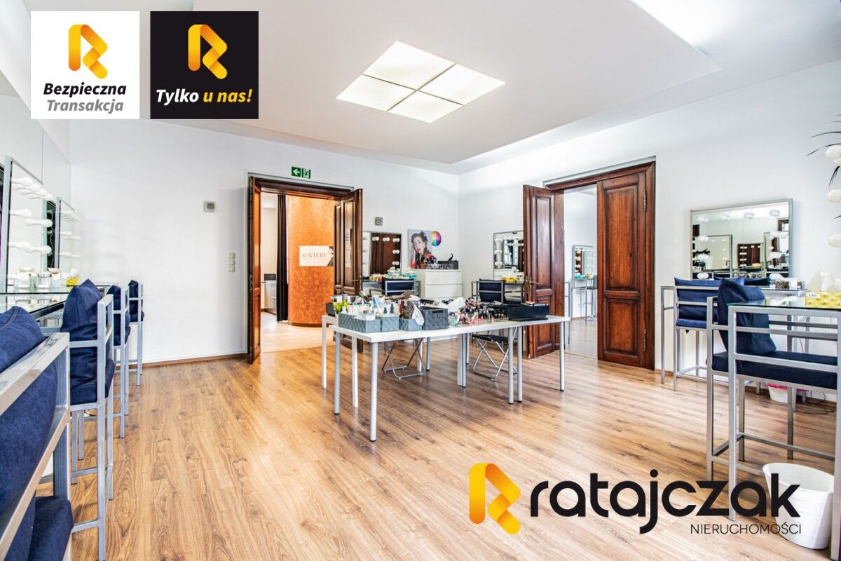 Lokal przy Grunwaldzkiej na wysokości Radia GdańskGdańsk