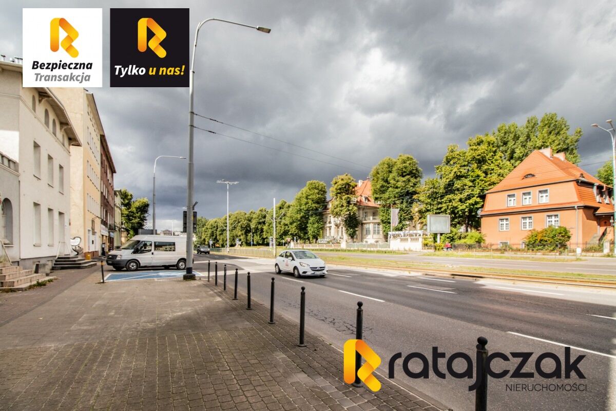 Lokal przy Grunwaldzkiej na wysokości Radia GdańskGdańsk