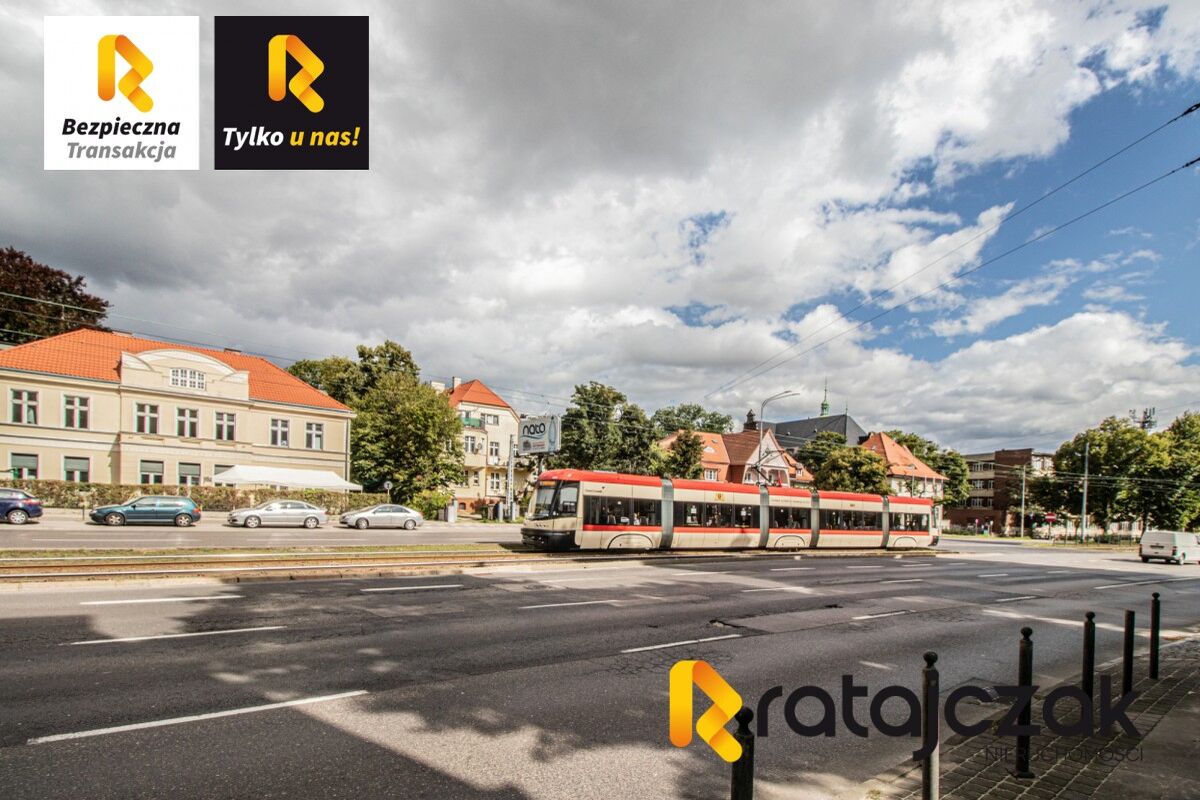 Lokal przy Grunwaldzkiej na wysokości Radia GdańskGdańsk