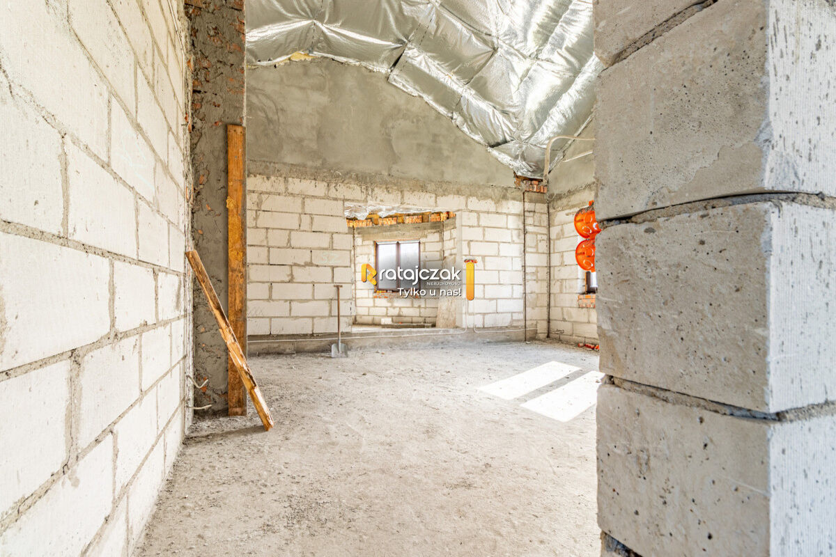 DOM WOLNOSTOJĄCY 360m2 | STARZYNO | DO WYKOŃCZENIAStarzyno