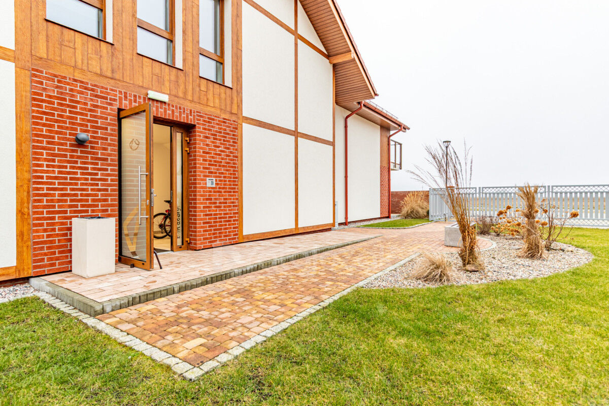 PARTER | APARTAMENT Z BASENEM | WYSOKI STANDARDŻarnowska