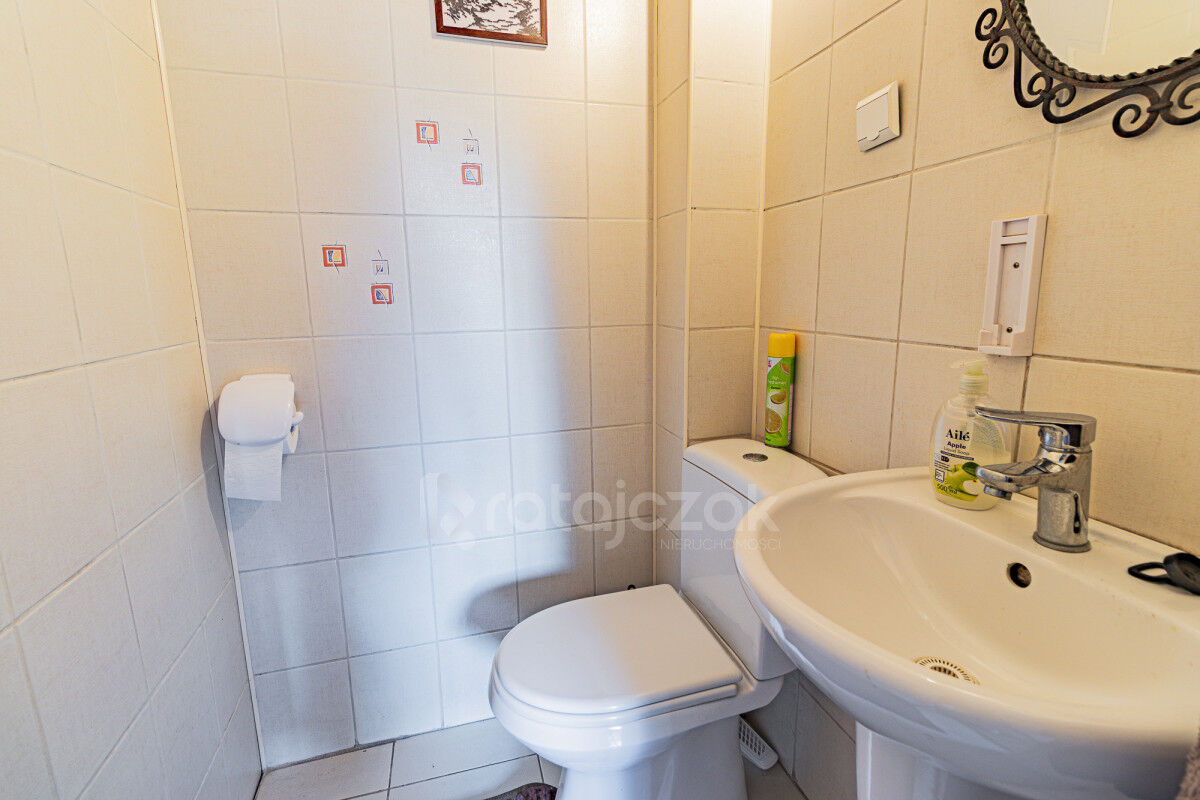 Rodzinny dom 5-pokojowy + duża działka + kawalerkaKąpino