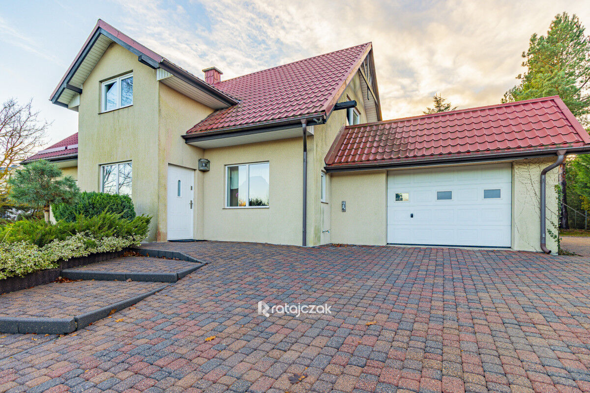 Rodzinny dom 5-pokojowy + duża działka + kawalerkaKąpino