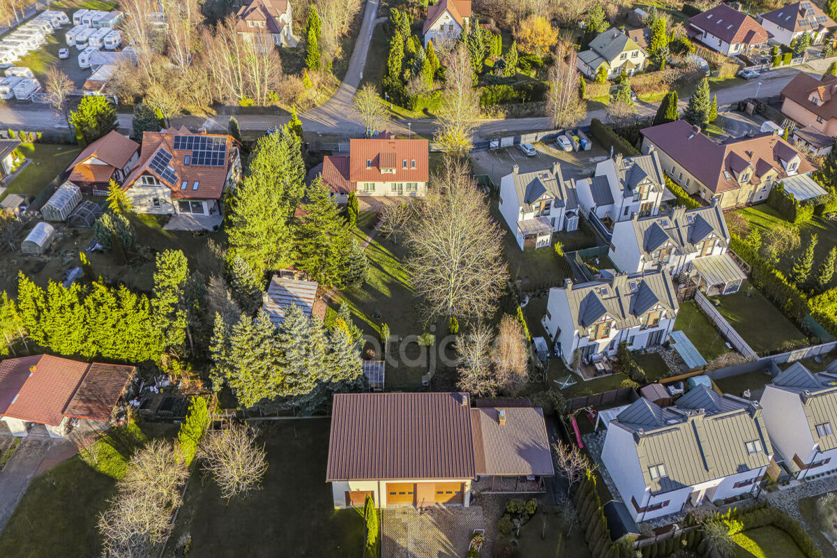 Rodzinny dom 5-pokojowy + duża działka + kawalerkaKąpino