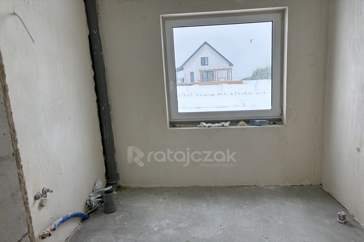 Nowoczesny dom w zabudowie bliźniaczejPrzodkowo