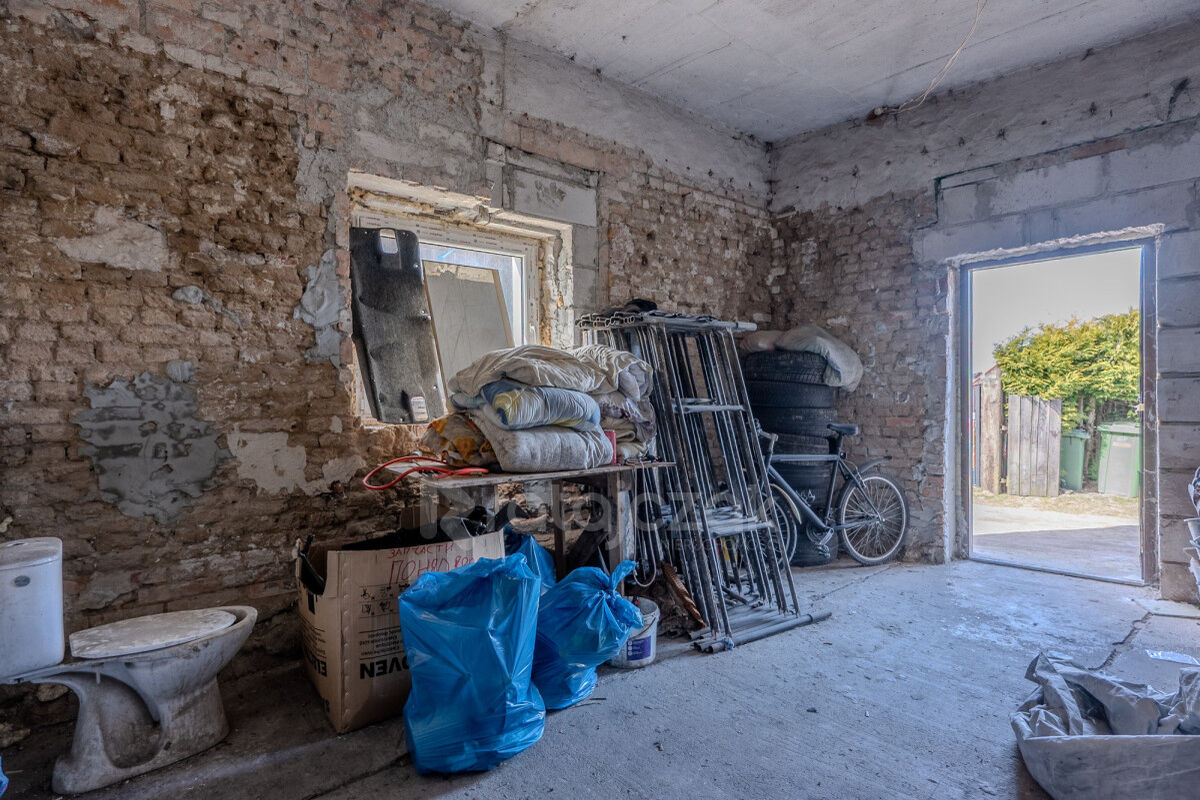 Przestronny dom z potencjałem do wykończeniaZblewo