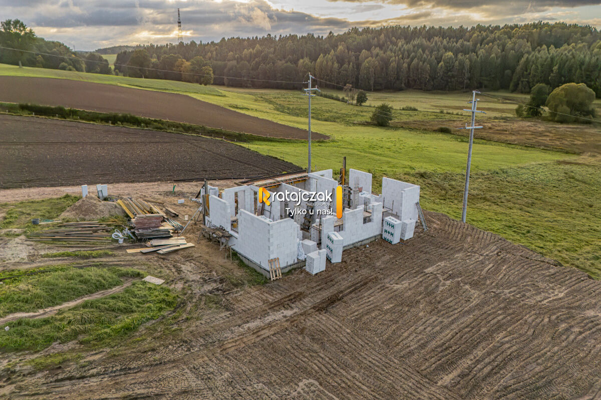 125 62 m2 | działka 555 m2 | 950 m od węzła S6 – Szemud