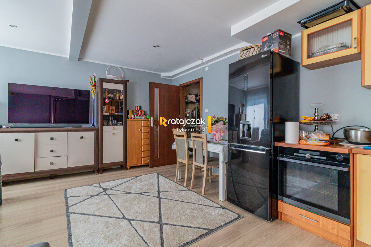 Bliźniak z Potencjałem | Działka 703 m² | RadunicaRadunica
