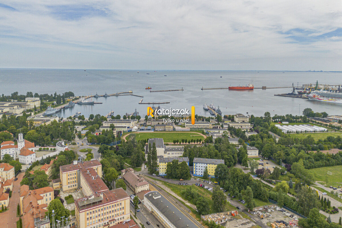 Z miejscem postojowym  gotowe do zamieszkaniaGdynia