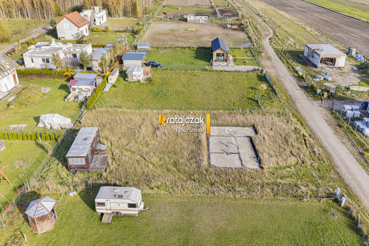 Słoneczna działka 1000 m² w ŁebczuŁebcz
