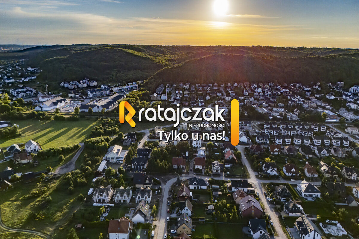 DOM WOLNOSTOJĄCY 2004r | REDA | GARAŻ | POD KLUCZReda