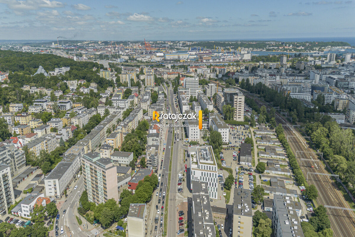 Tanie 3 Pokojowe mieszkanie w centrum GdyniGdynia