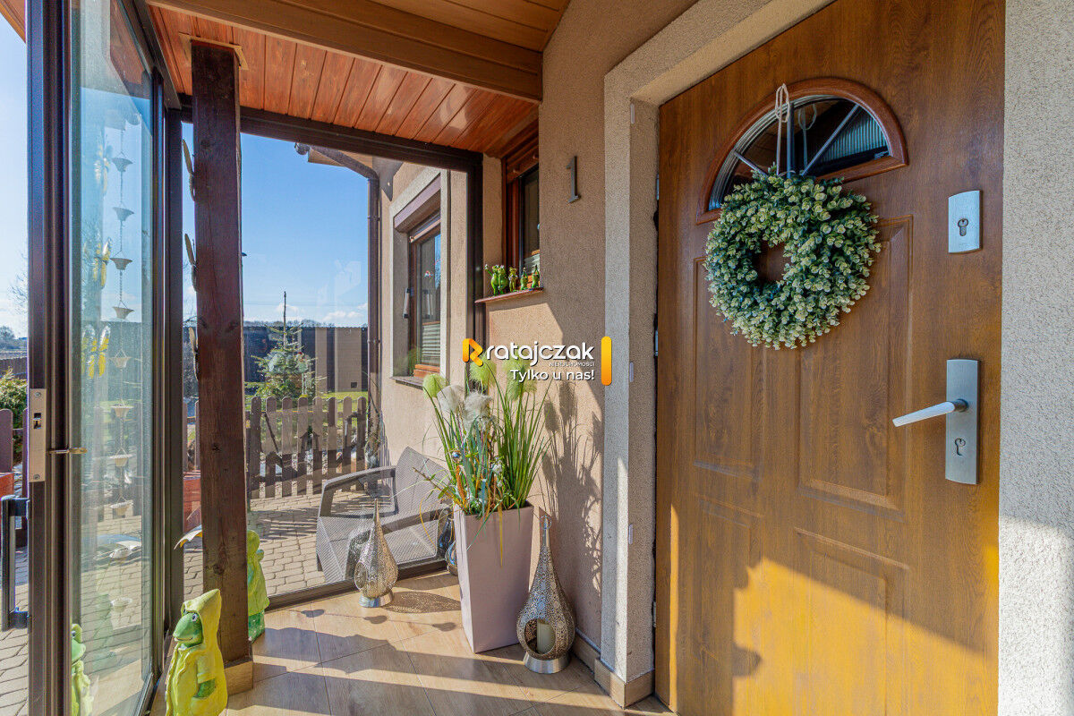 Bliźniak z Potencjałem | Działka 703 m² | RadunicaRadunica