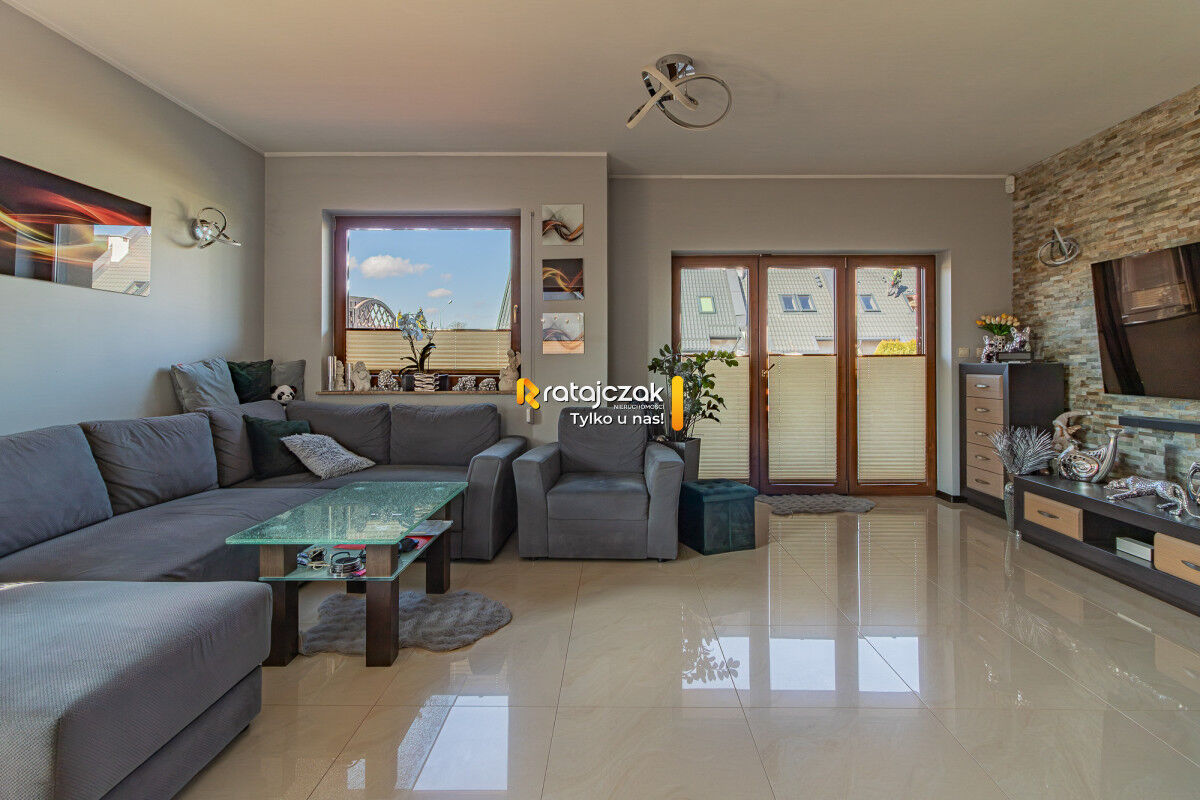 Bliźniak z Potencjałem | Działka 703 m² | RadunicaRadunica