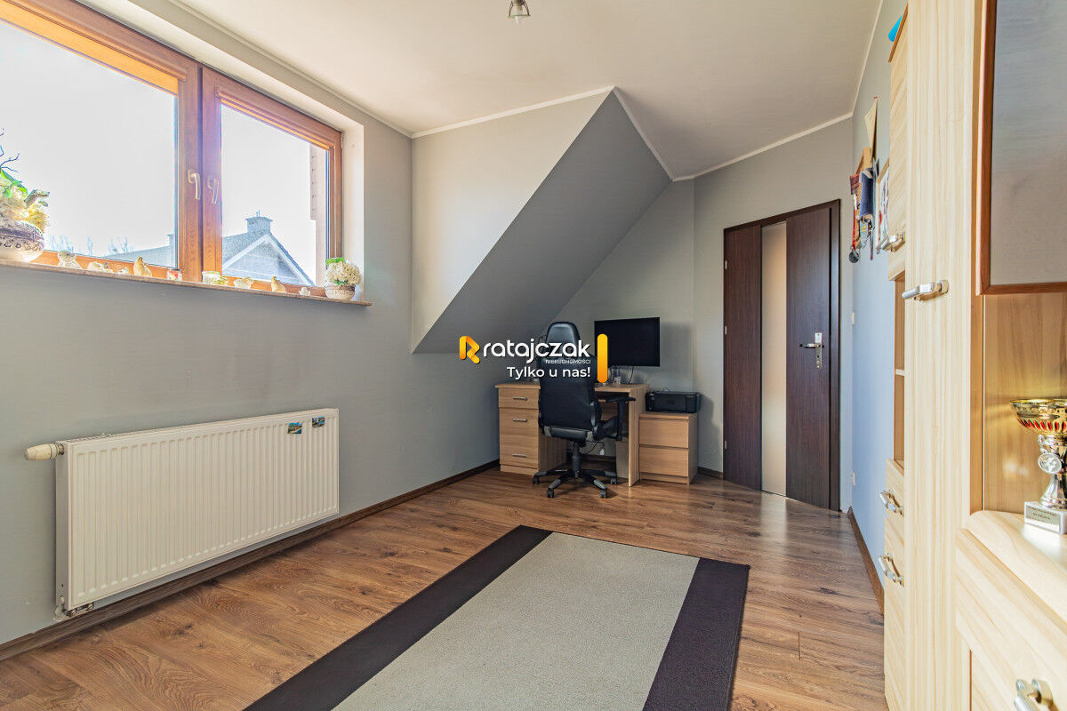 Bliźniak z Potencjałem | Działka 703 m² | RadunicaRadunica