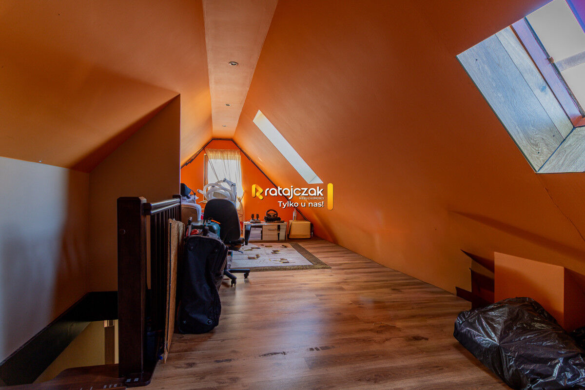 Bliźniak z Potencjałem | Działka 703 m² | RadunicaRadunica