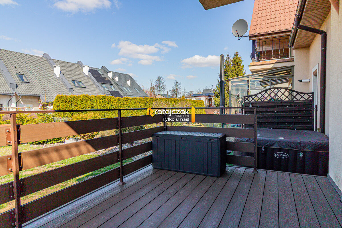 Bliźniak z Potencjałem | Działka 703 m² | RadunicaRadunica