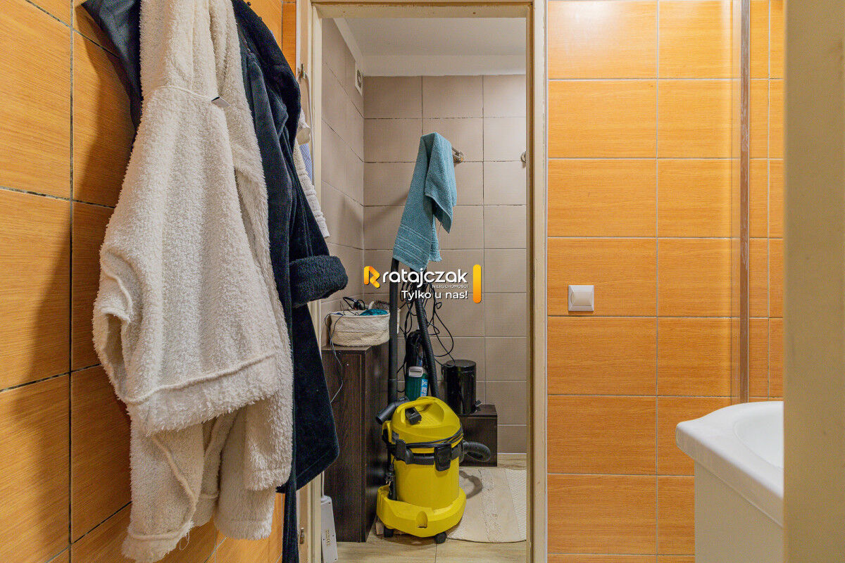 Bliźniak z Potencjałem | Działka 703 m² | RadunicaRadunica