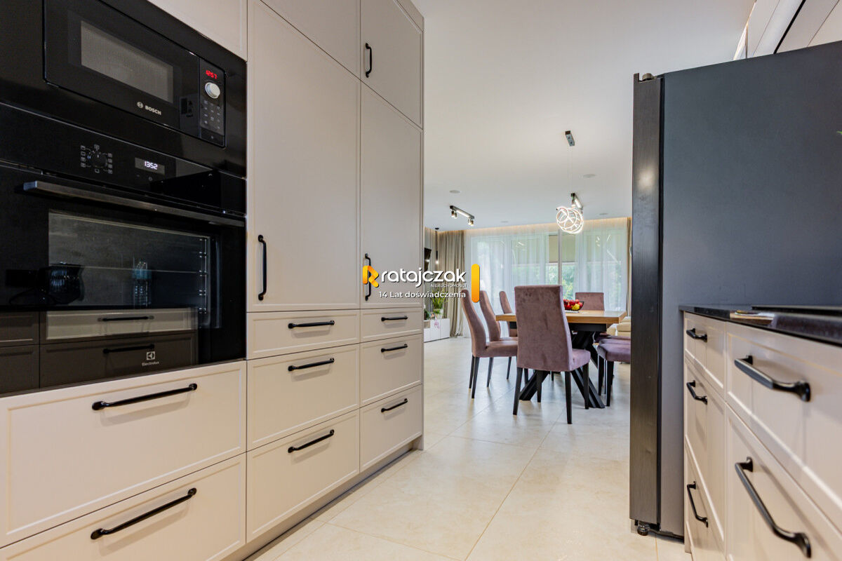 Ekonomiczny Bliźniak | Wysoki standard| 960m2 – Gościcino