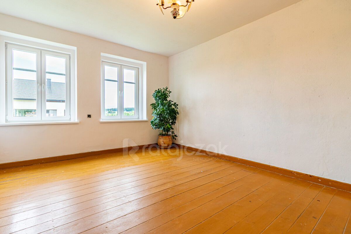 Bezczynszowe mieszkanie  ogrodem  garażem  piwniStrzelęcino