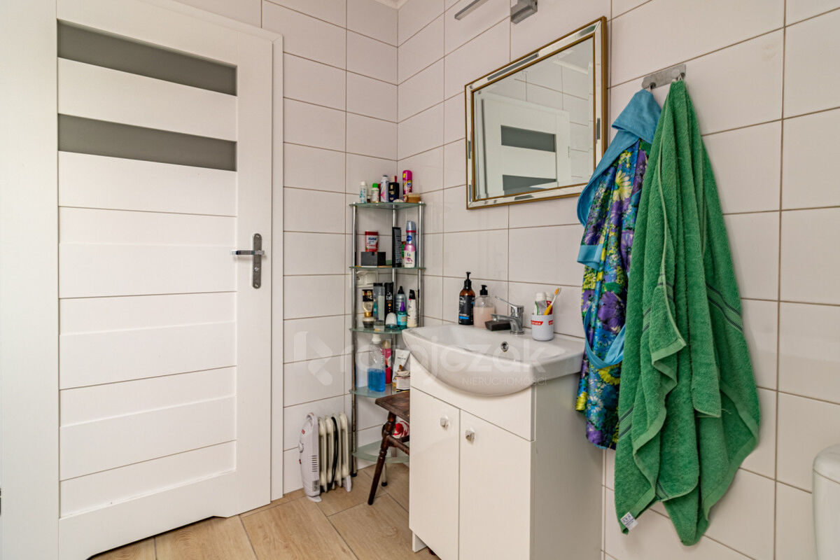 Wyjątkowy  dwukondygnacyjny dom jednorodzinnyŻukowo