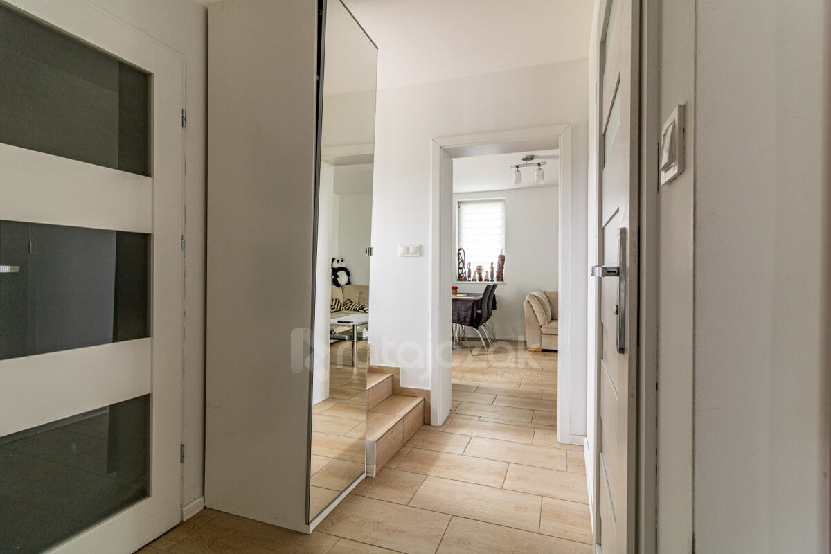 Wyjątkowy  dwukondygnacyjny dom jednorodzinnyŻukowo