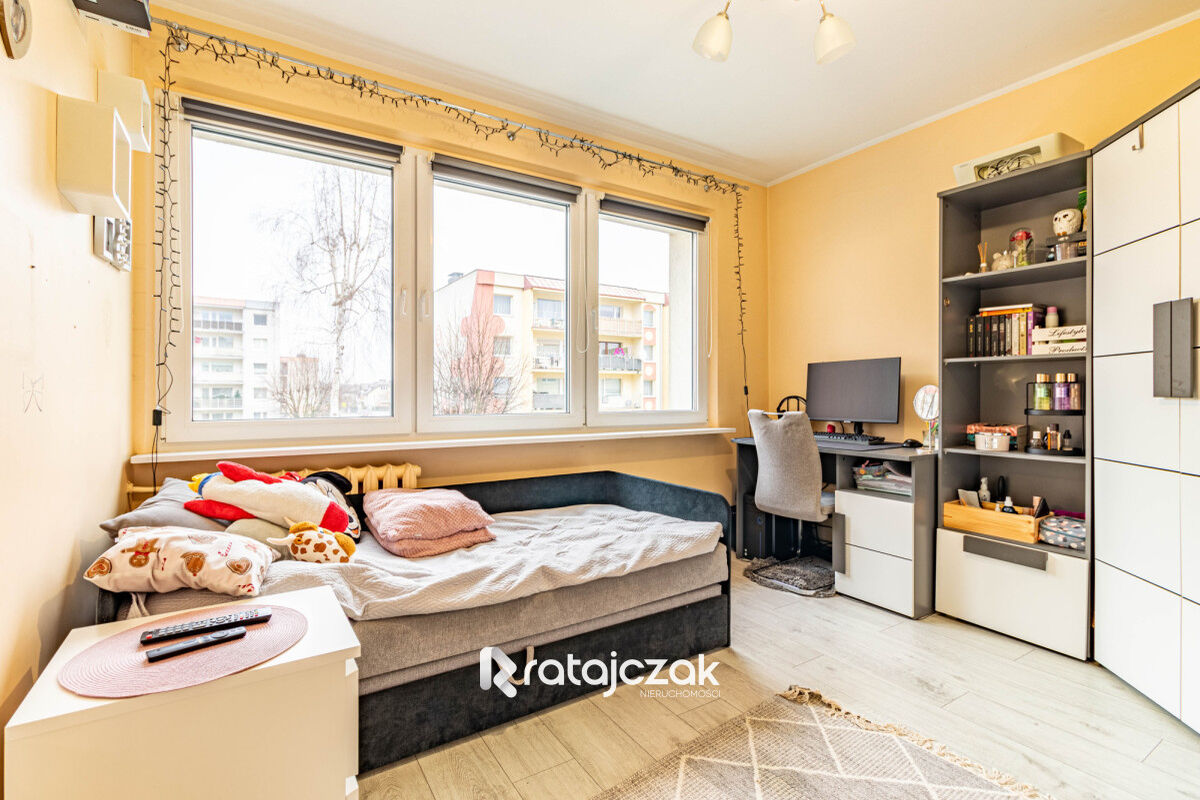 3 pokoje | z balkonem od południa | I piętro | – Reda