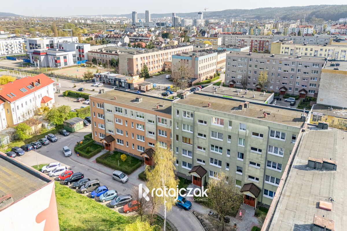 3 pokoje | z balkonem od południa | I piętro |Reda
