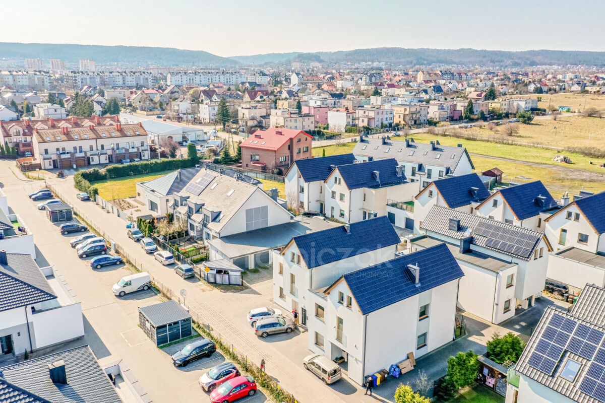 109 29 m2 | dwupoziomowe | 2 miejsca postojowe |Rumia