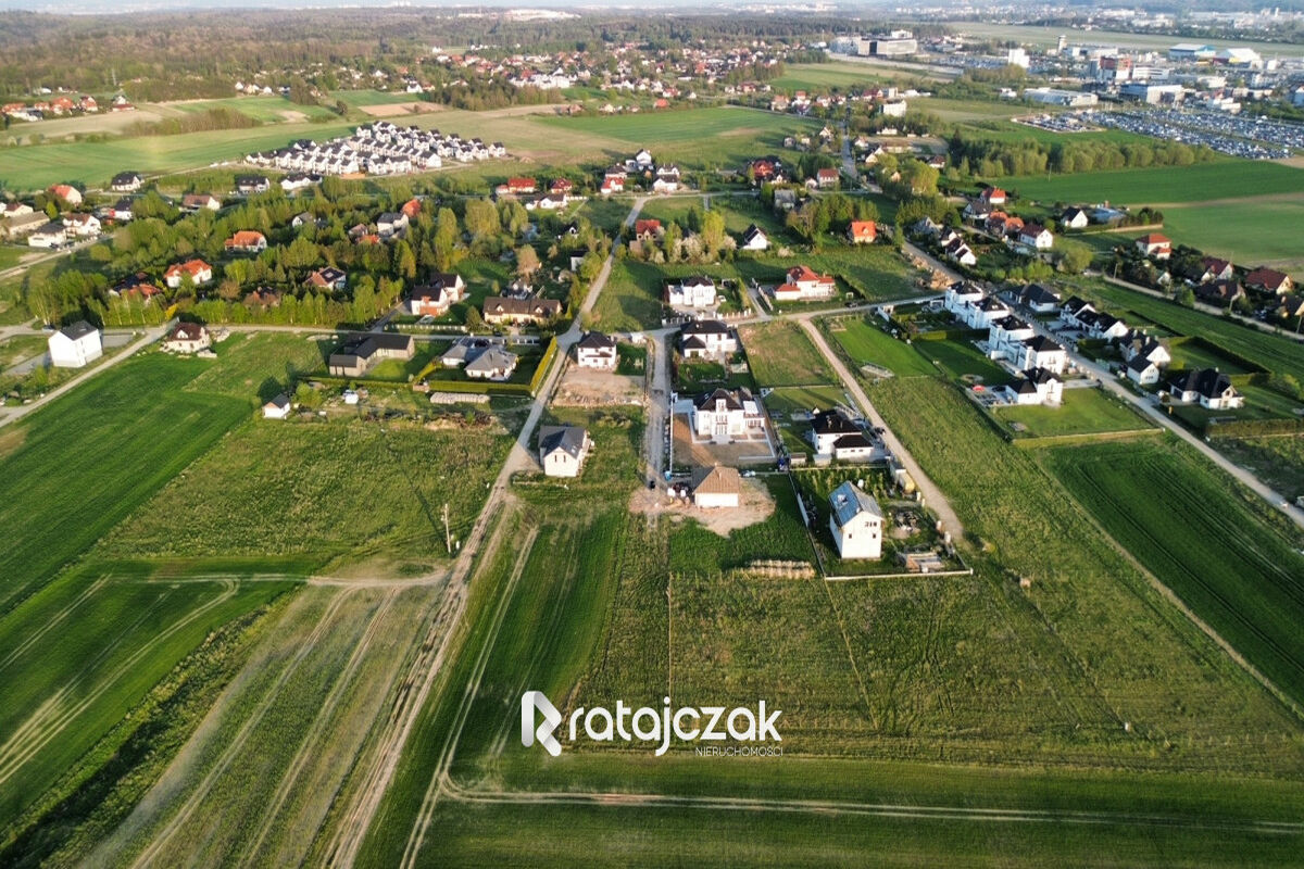 DZIAŁKA W MALOWNICZEJ OKOLICYGdańsk
