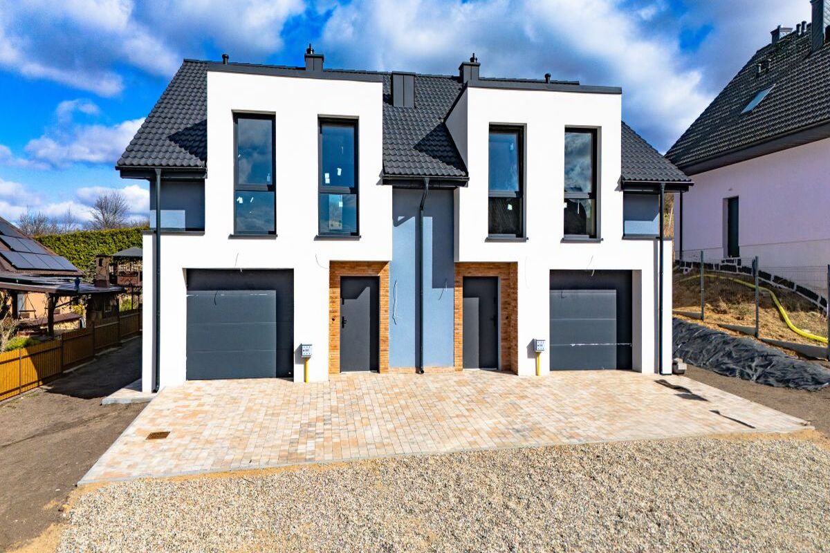 Bliźniak blisko SKM.  GOTOWY do ODBIORU.Wejherowo