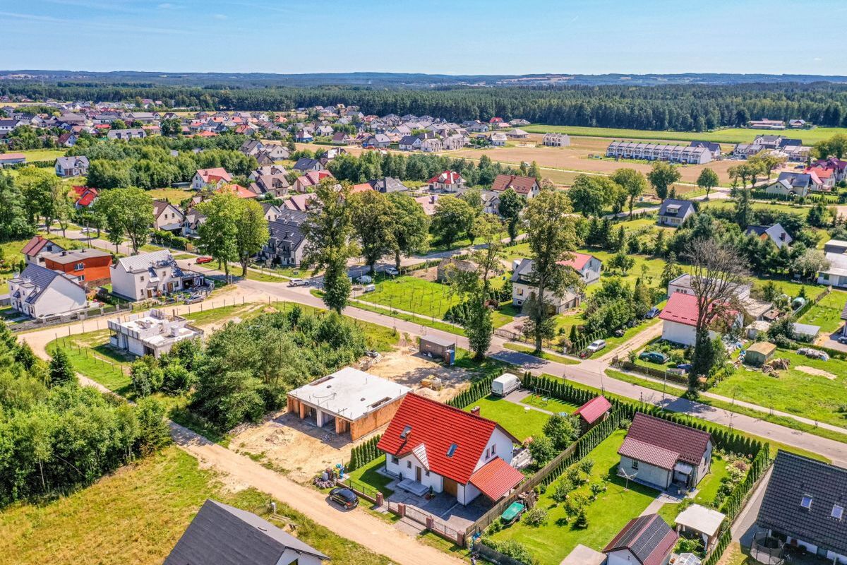 Centrum|5 pokoi| Garaż|Szkoła 900m|Wysoki StandardKębłowo