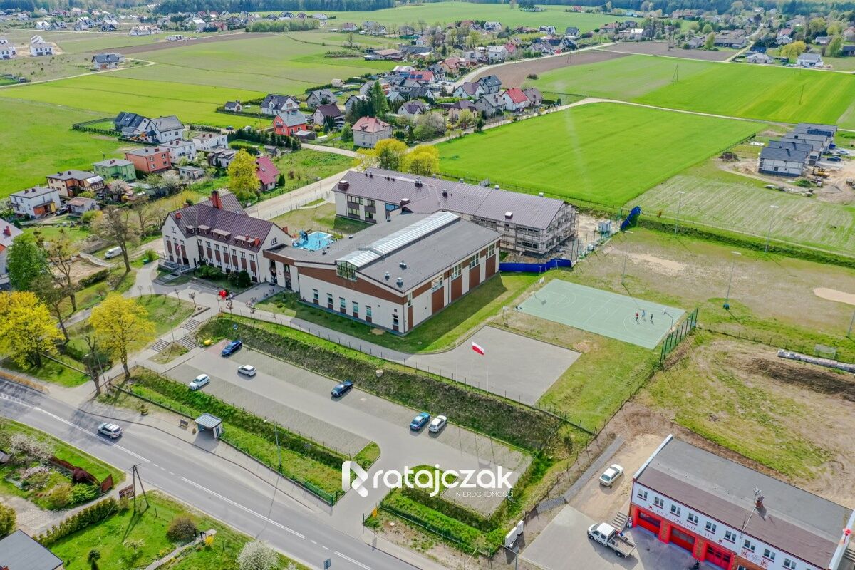 Komfortowy dom| Świetna lokalizacja |Szkoła |LasGowino