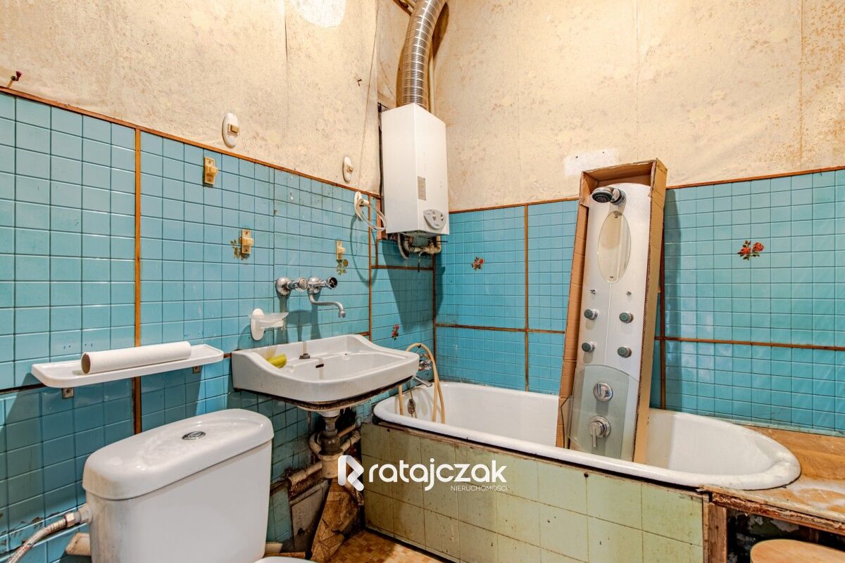3 POK w centrum z piwnicą  1 piętro  do remontuWejherowo