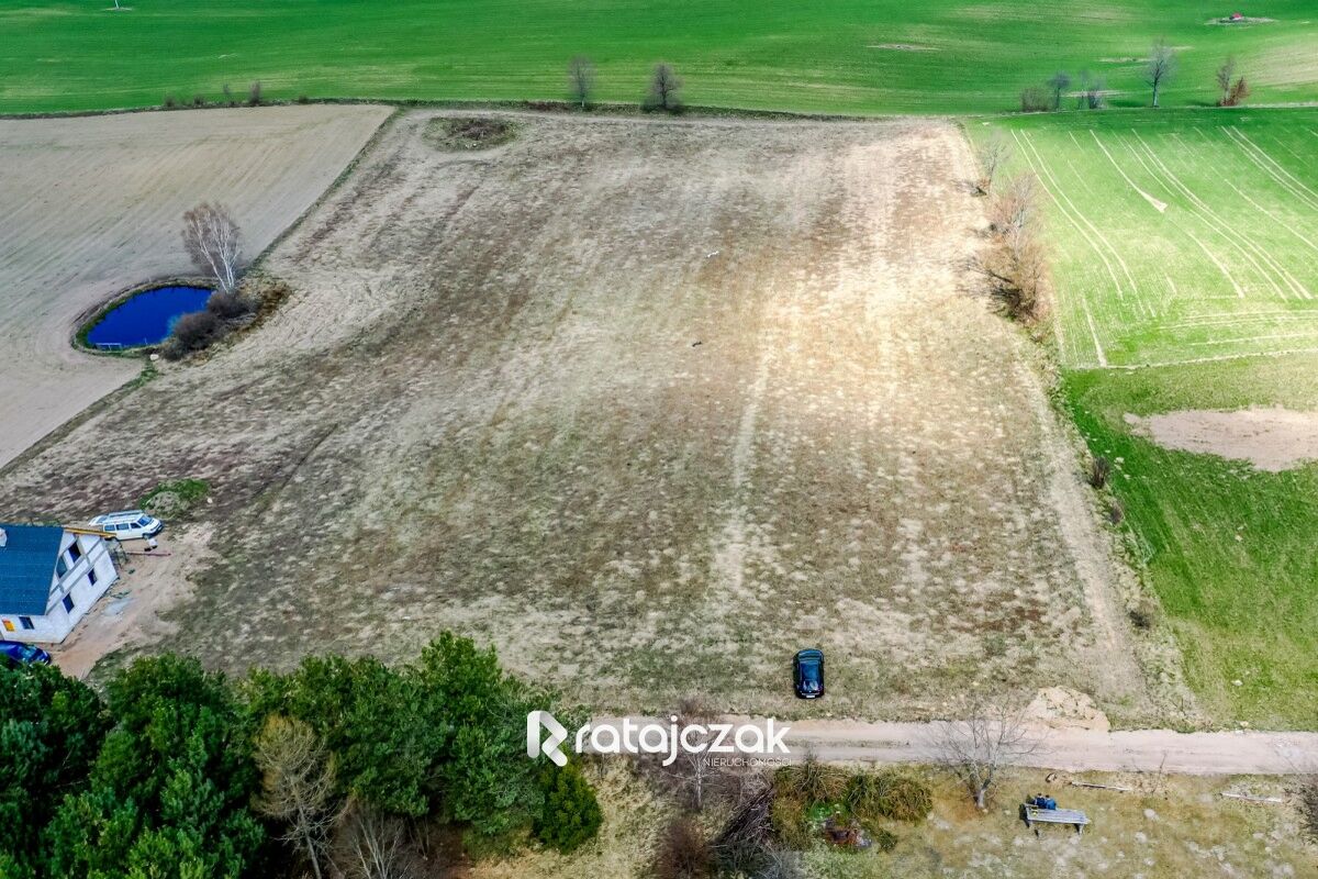 Urokliwie położona działa blisko trzech jeziorStrzepcz