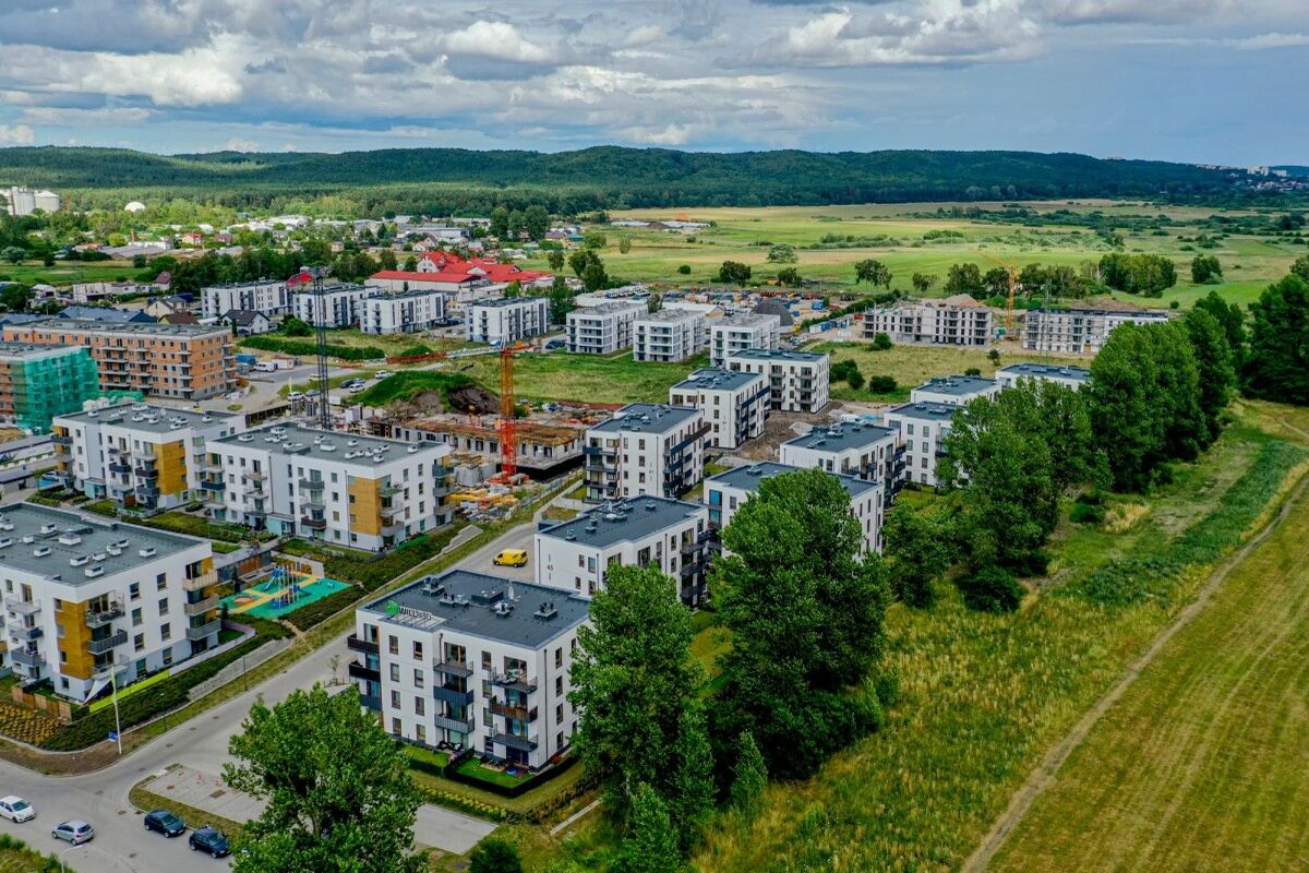 2 pokoje | 43 35 m2 | 3 piętro | hala garażowa |Rumia