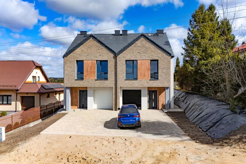 Bliźniak w centrum Luzina   dobra komunikacja z S6 - Luzino