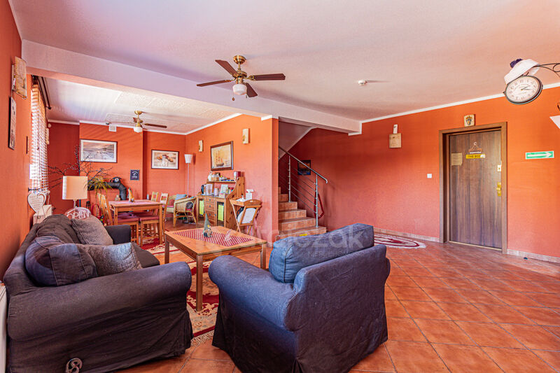 Gotowiec inwestycyjny 14 umeblowanych pokoi z łazi - Gdańsk