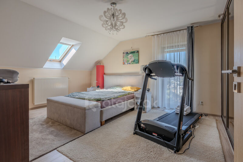 Przestronny dom z potencjałem na 3 mieszkania! - Gdańsk