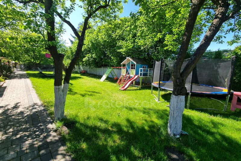 Dom jednorodzinny + 6 domków letniskowych - Stegna