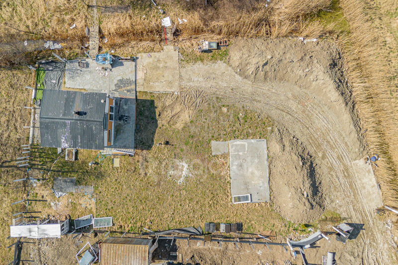 OKAZJA: Działka z bazą mieszkalną – Przejazdowo - Przejazdowo