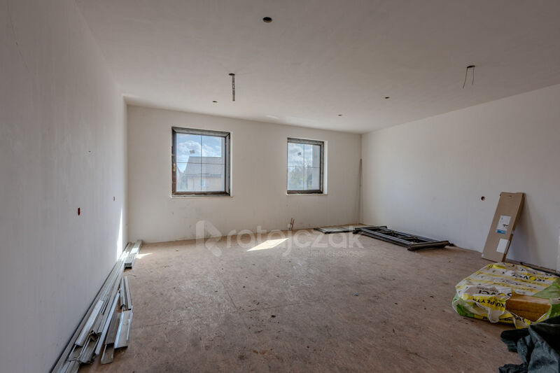 Przestronny dom z potencjałem do wykończenia - Zblewo