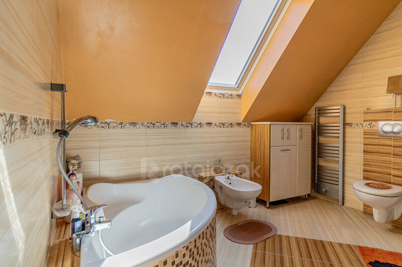 Bliźniak z Potencjałem | Działka 703 m² | Radunica - Radunica