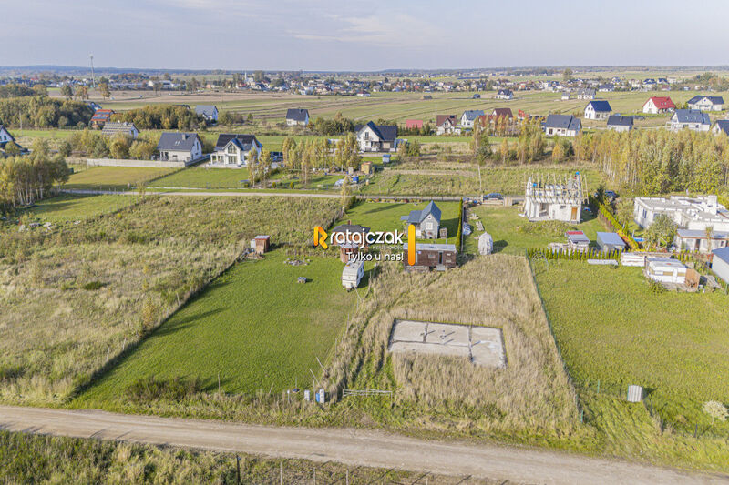 Słoneczna działka 1000 m² w Łebczu - Łebcz