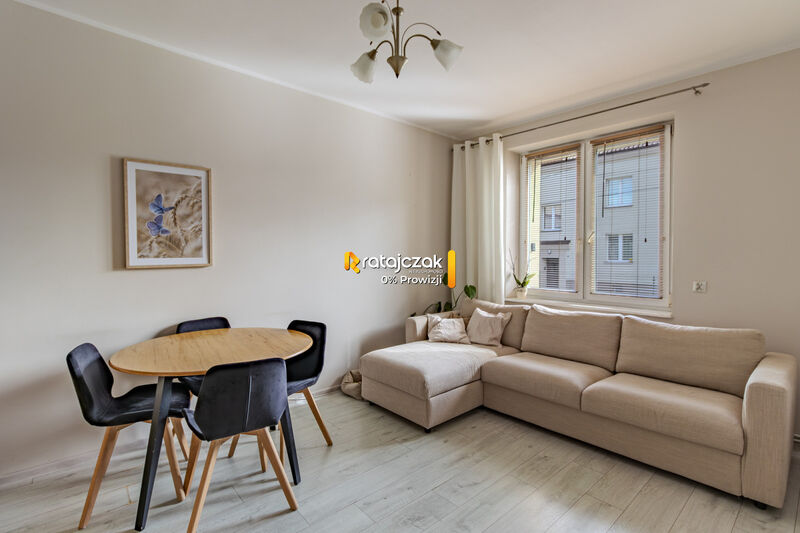 Mieszkanie na sprzedaż w Rumia, Roszczynialskiego   - 36.81 m2