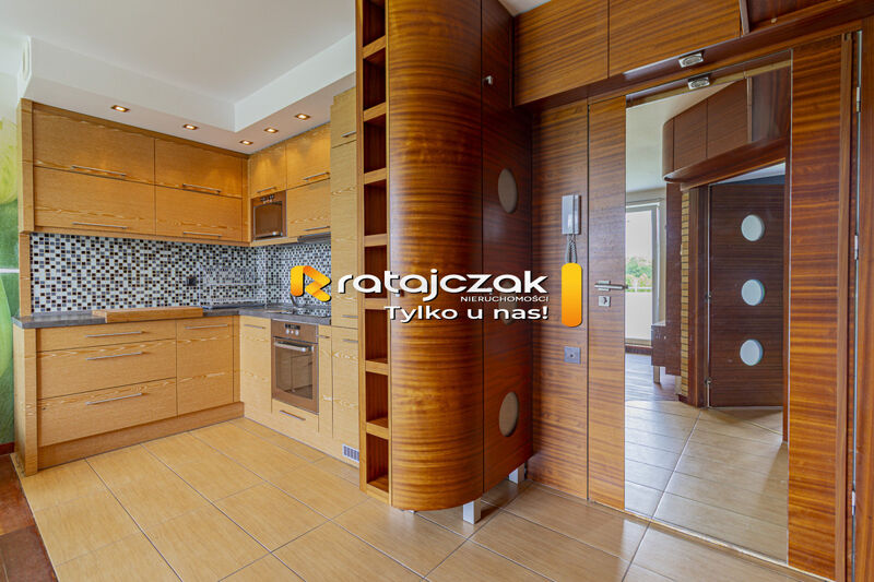 2 pokoje | 28 8 m2 | piwnica | miejsce postojowe - Bolszewo