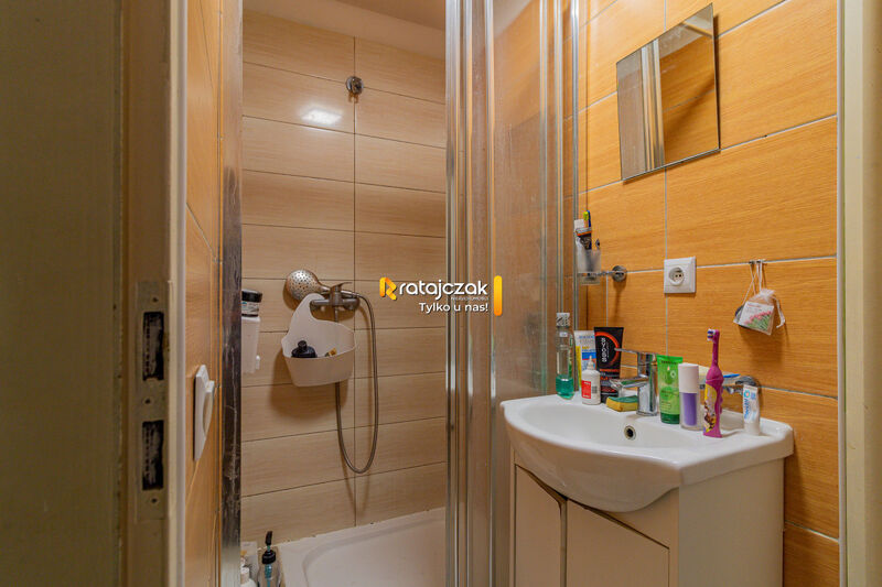 Bliźniak z Potencjałem | Działka 703 m² | Radunica - Radunica