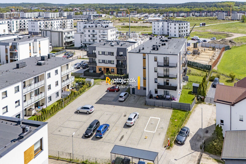 kawalerka | winda | komórka | miejsce postojowe - Bolszewo